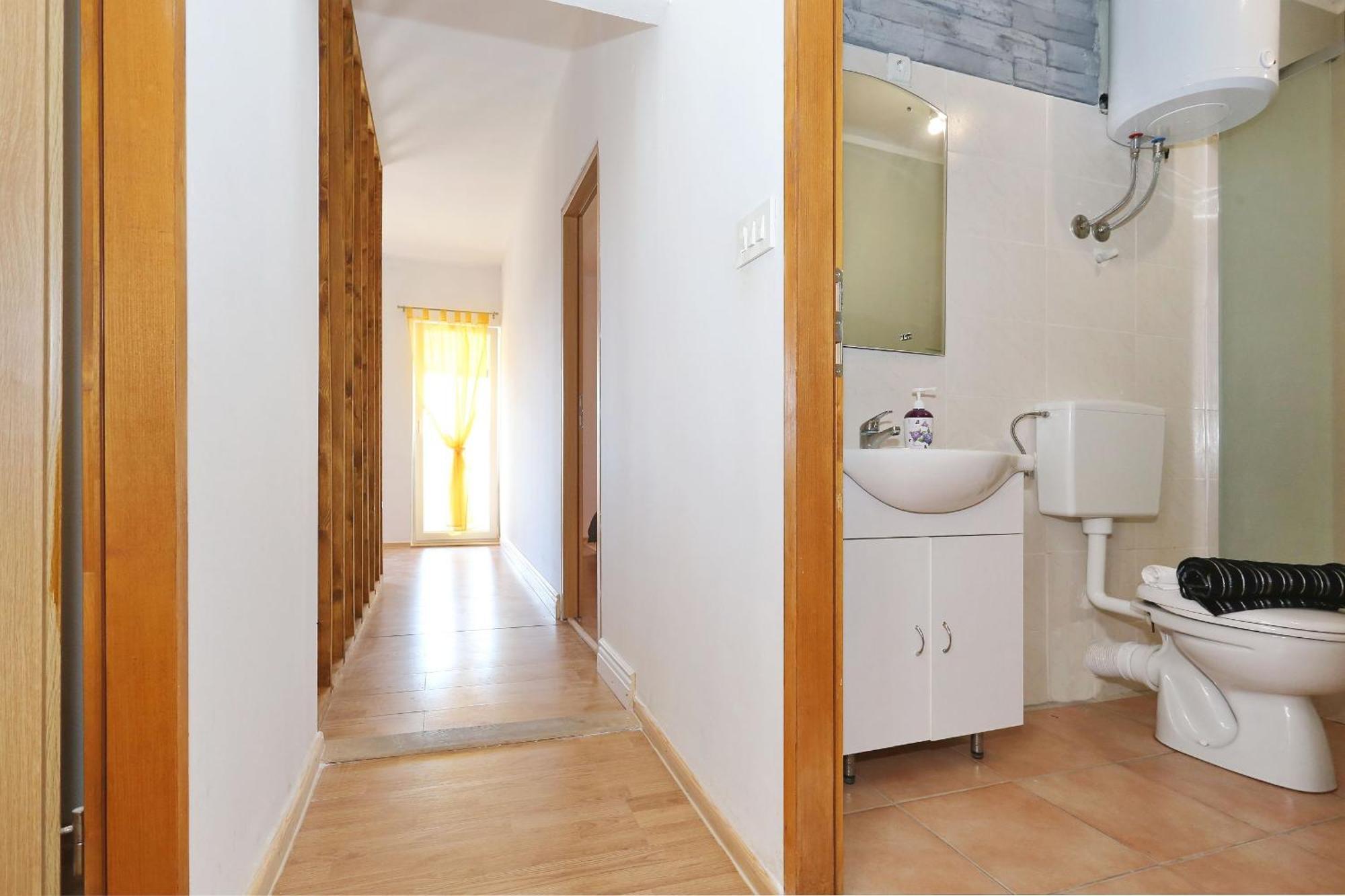 Holiday home Luka-sauna & Jacuzzi Privlaka (Zadar)